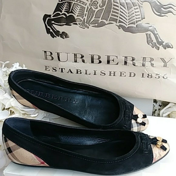 Burberry Shoes - Stunning Burberry Suede/Patent Tassel Flats!